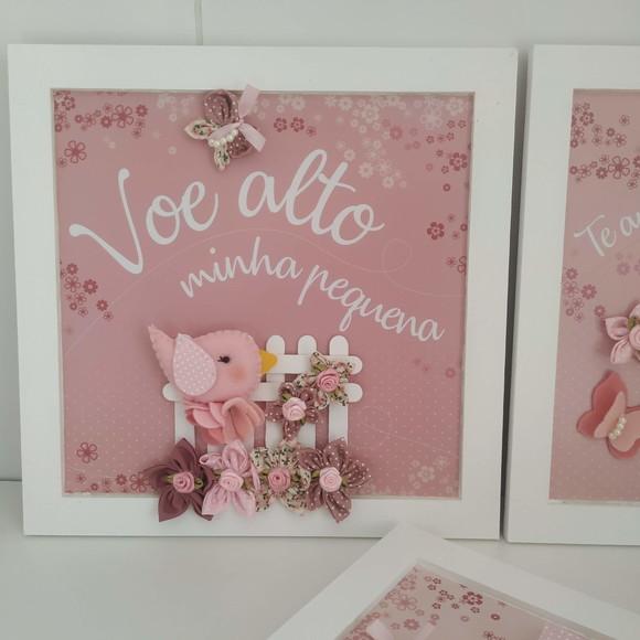 Quadros Decorativos Família de Passarinhos e Flores