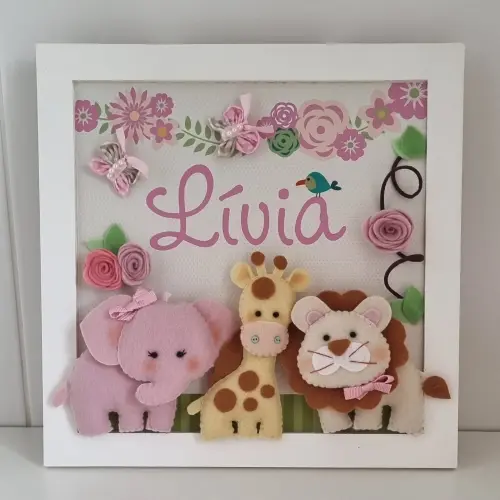 Enfeite de Porta Maternidade Safari Menina