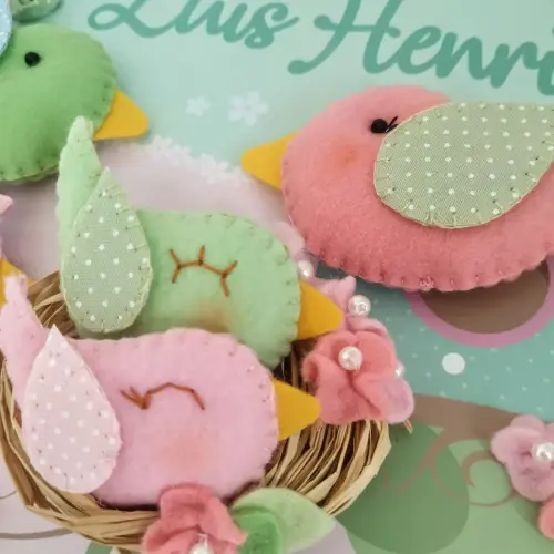 Enfeite de Porta Maternidade Família de Passarinhos