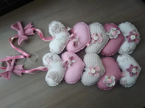 2 Pingentes de Cortina Rosa e Bege