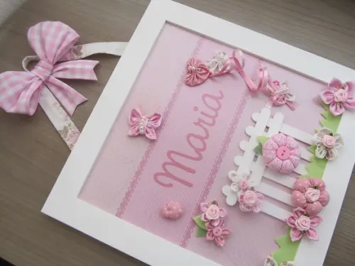 Enfeite de Porta Maternidade Jardim Rosa
