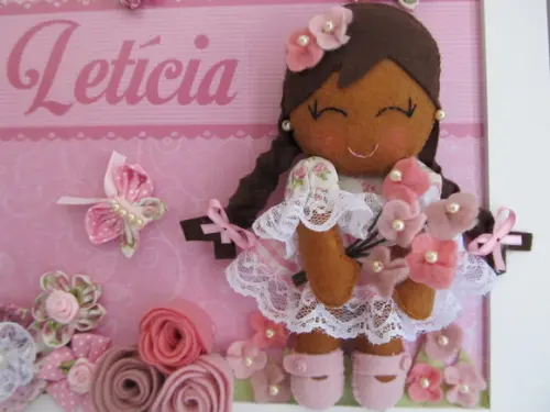 Enfeite de Porta Maternidade Menina Boneca Lê Rosa