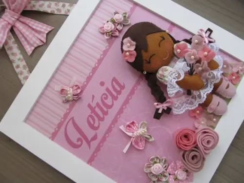 Enfeite de Porta Maternidade Menina Boneca Lê Rosa