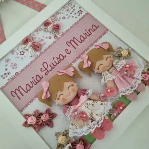 Enfeite de Porta Maternidade Menina Irmãs