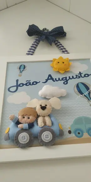 Enfeite de Porta Maternidade Menino Carrinho e Cachorrinho
