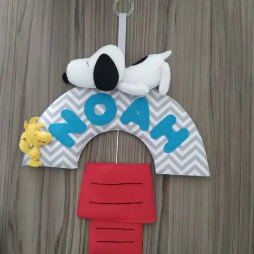 Enfeite de Porta Maternidade Snoopy e Woodstock