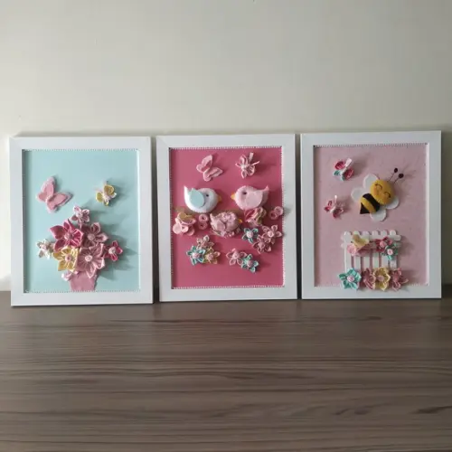 Trio de Quadros para Decoração Passarinhos, Flores e Abelha