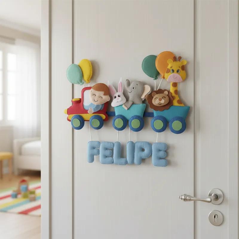 Porta maternidade trenzinho do Safari feltro