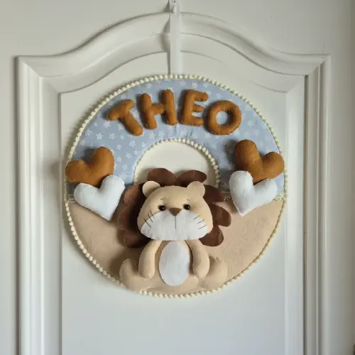 Porta maternidade Menino Leãozinho rei