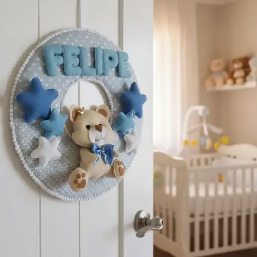 Porta maternidade Ursinho feliz feltro menino
