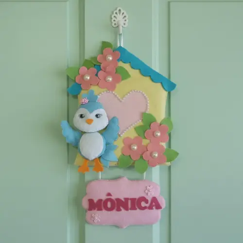 Porta maternidade Menina casinha de passarinho feltro
