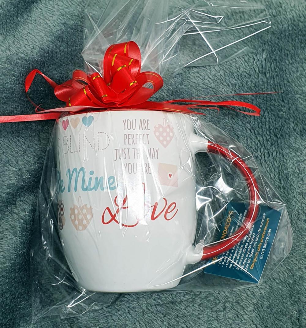 Caneca com Colher Vermelha Personalizada - Amor, Amiga