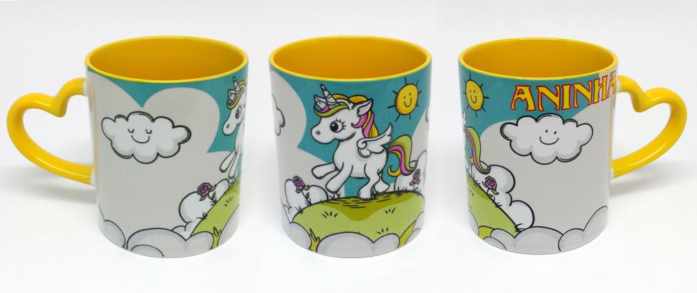 Caneca Alça Coração Amarela Personalizada de Unicórnio
