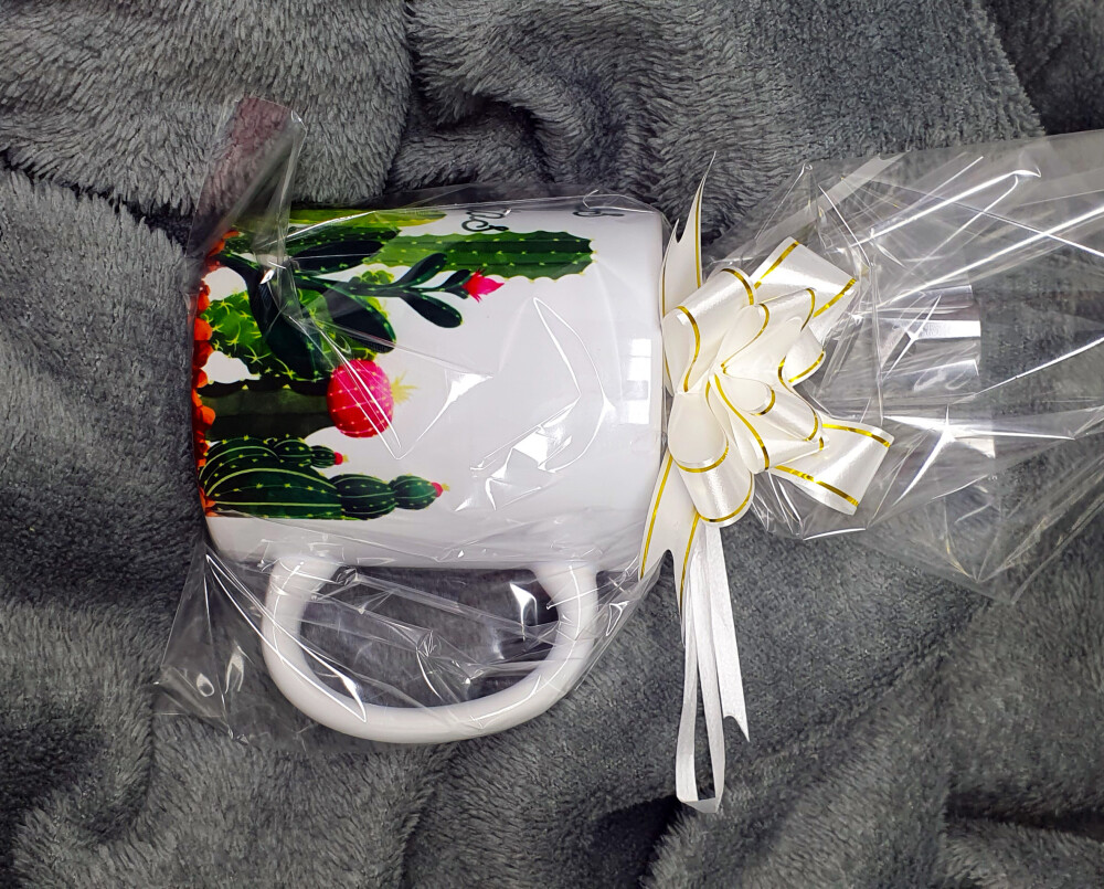Caneca Branca Personalizada Cactos e Suculentos