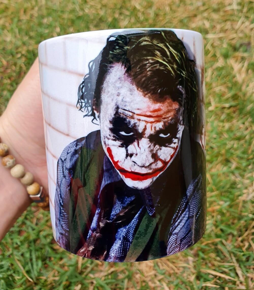 Caneca Branca Personalizada Coringa Heath Ledger