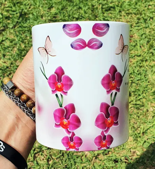 Caneca Branca Floral Personalizado com Mensagem Orquídea