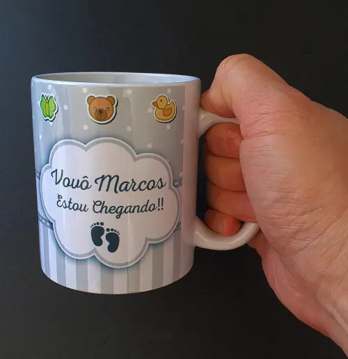 Caneca Branca Cinza Personalizada Estou Grávida Vovô e Vovó