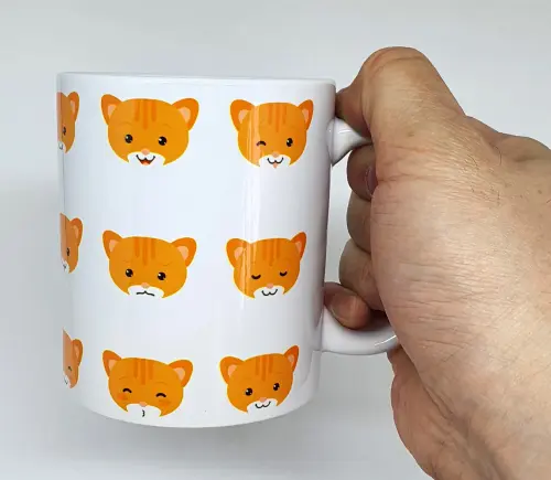 Caneca Branca Personalizado Emoji Leão