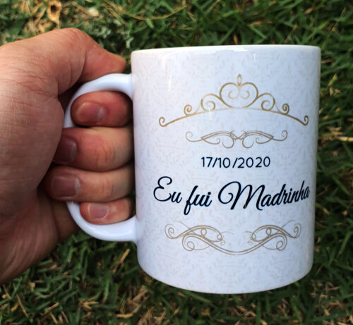 Caneca Branca Personalizada Casal Noivos Padrinhos Casamento