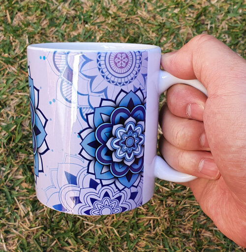 Caneca Branca Personalizada Mandala Psicodélico Roxo