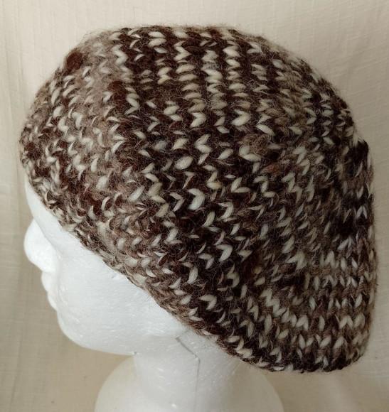 Gorro Marrom e Branco