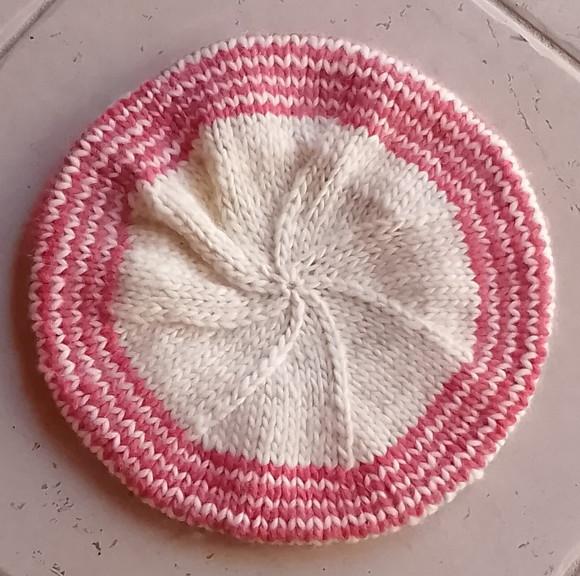 Boina Vermelho e Branco de Tricô em Lã Natural