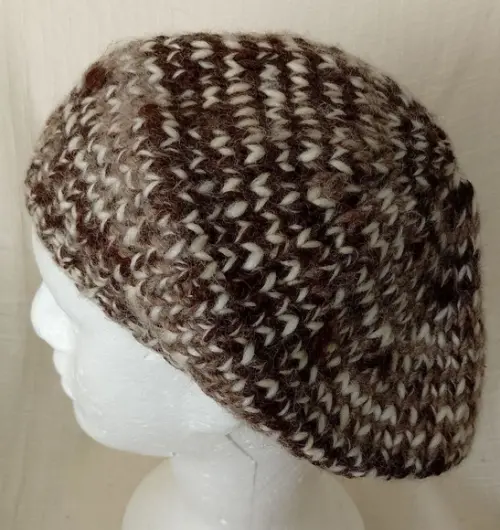 Gorro Marrom e Branco