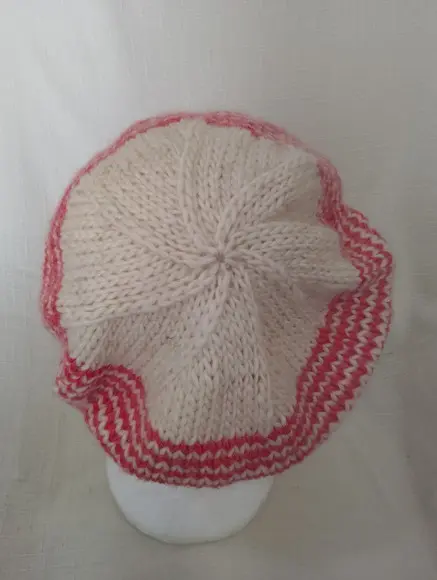 Boina Vermelho e Branco de Tricô em Lã Natural