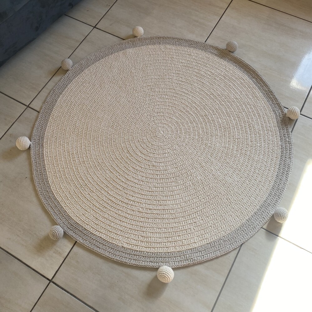 Tapete para Quarto de Bebê de Crochê