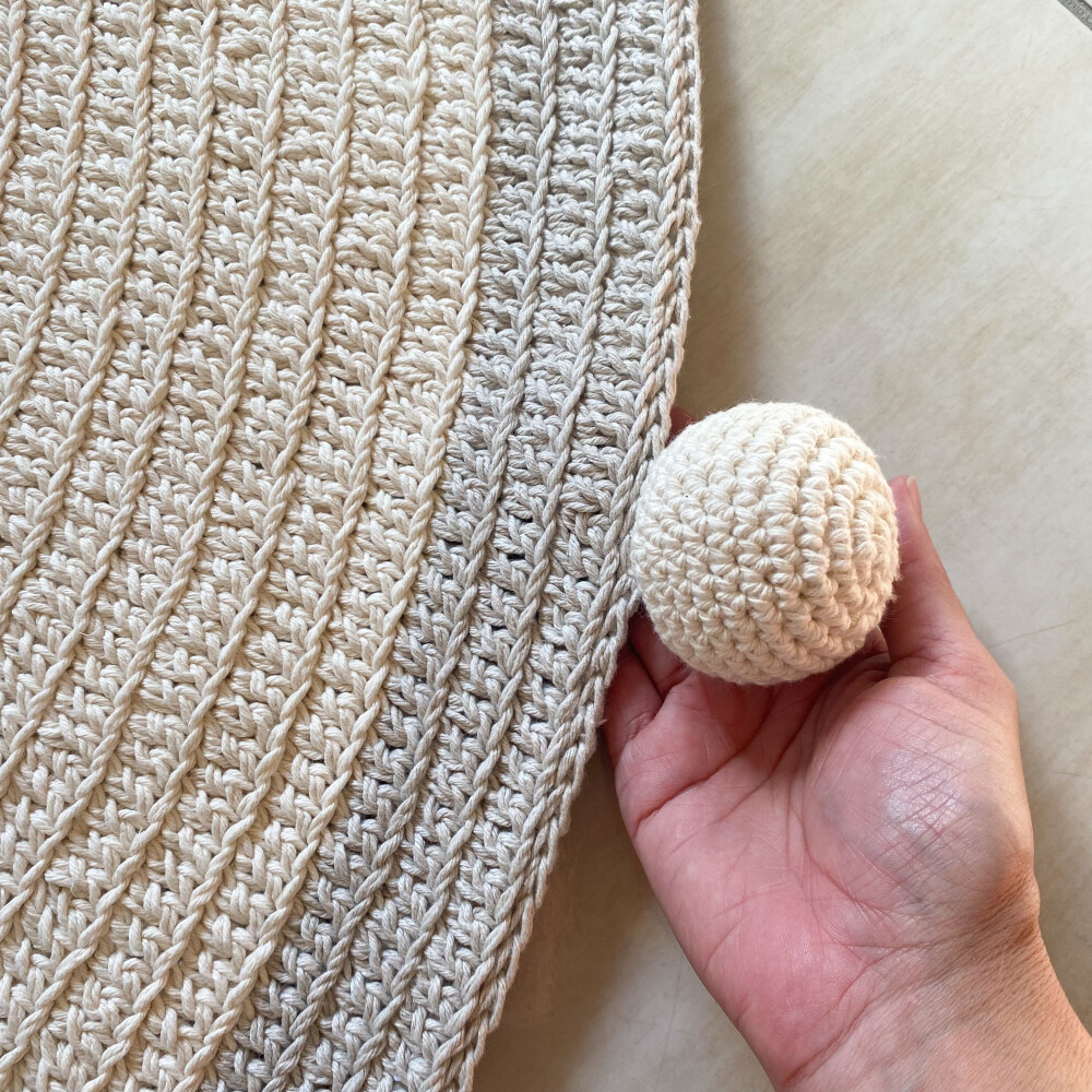 Tapete para Quarto de Bebê de Crochê