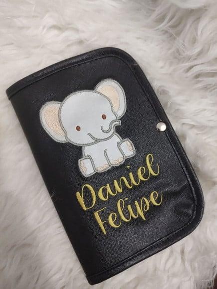 Capinha De Vacina, Porta Documentos (preta Elefantinho)