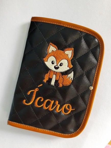Capinha De Vacina, Porta Documentos (preta E Caramelo Raposa