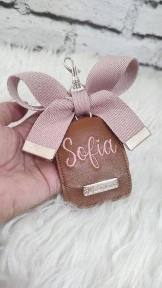 Chaveiro com Laço Bolsa Maternidade Caramelo e Rose