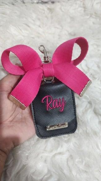 Chaveiro com Laço de Bolsa Maternidade Preto com Pink