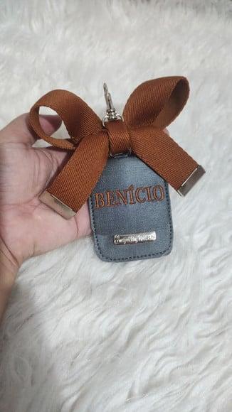 Chaveiro com Laço de Bolsa Maternidade Preto e Caramelo