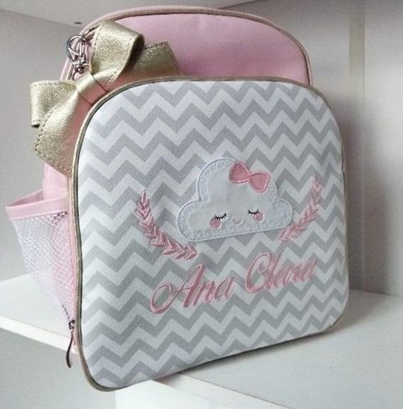 Mochila + Capinha de vacina Nuvem ( Chevron)