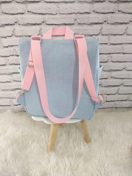 Mochila 2 em 1 linho luxo azul bebê e rosa (tema nuvem)