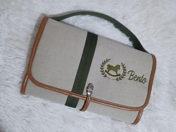 Trocador de Bolsa Luxo Bolso Porta Lenço e Fraldas Cavalinho