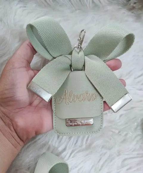 Chaveiro com Laço Bolsa Maternidade Verde Bebe