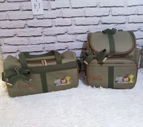 Kit Maternidade Bolsas Verde Musgo e Caramelo Tema Safari