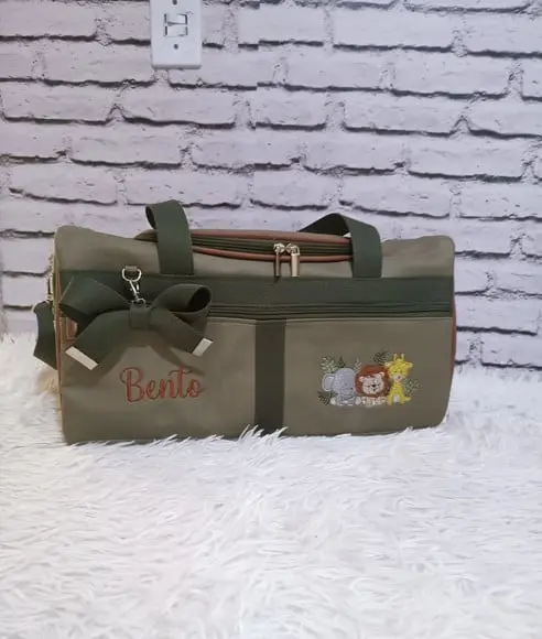 Kit Maternidade Bolsas Verde Musgo e Caramelo Tema Safari
