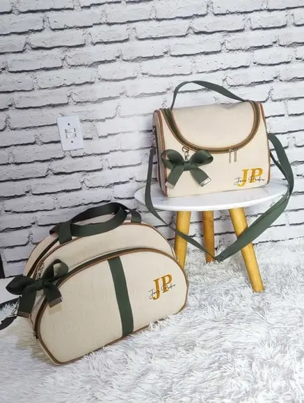 Kit Maternidade Linho Aveia e Verde Bolsa e Frasqueira