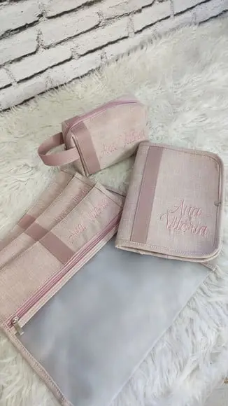 Kit Maternidade Linho Rose: Saquinhos, Necessaire, C. Vacina