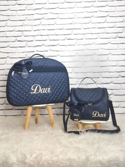 Kit Maternidade Personalizado Azul Marinho Mala e Frasqueira