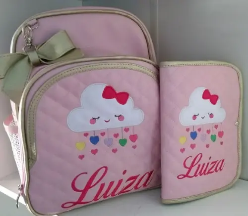 Mochila + Capinha de vacina Nuvem ( chuva de bençãos)