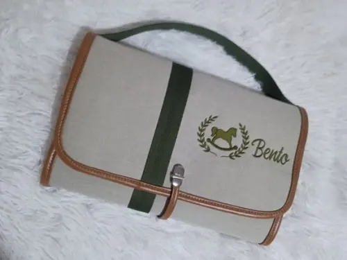Trocador de Bolsa Luxo Bolso Porta Lenço e Fraldas Cavalinho