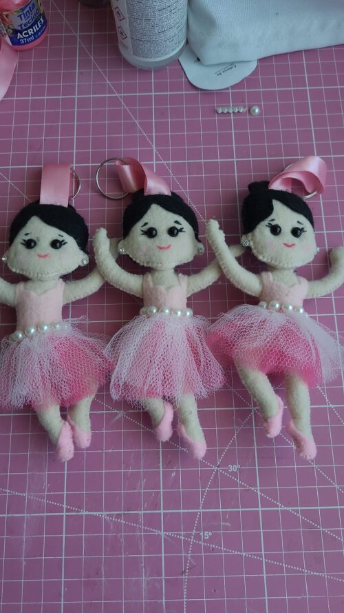 Chaveiro bailarina em feltro