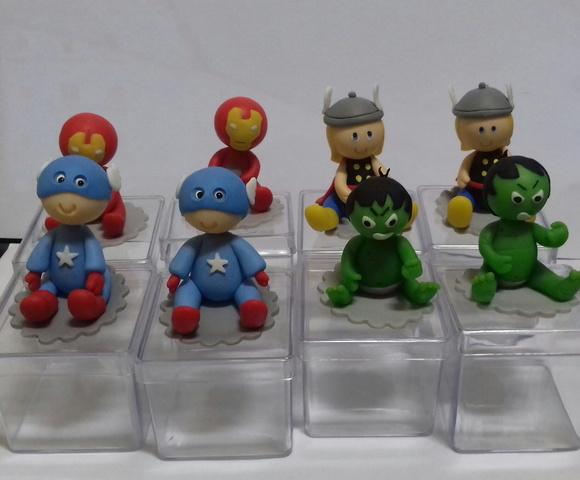 Caixinha Vingadores
