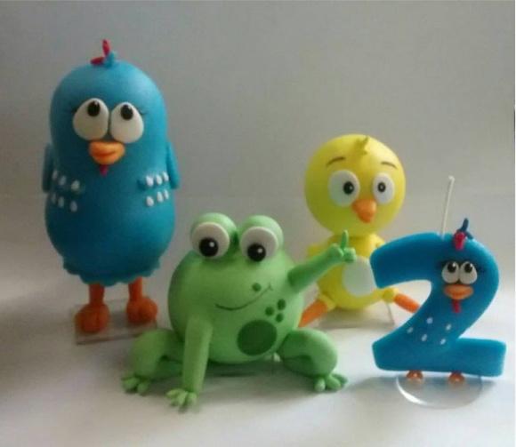 Topo de bolo galinha pintadinha