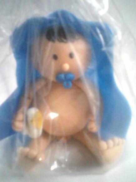 Menininho em biscuit